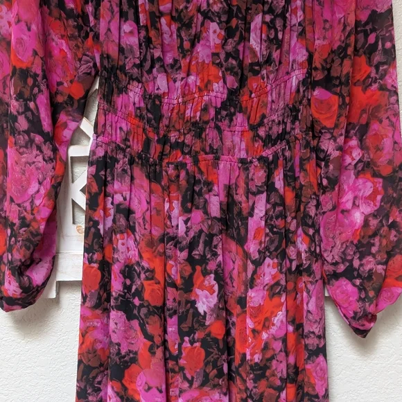 Steve Madden Vibrant Pink Floral Long Sleeve Dress size medium midi slit party - Picture 3 of 9